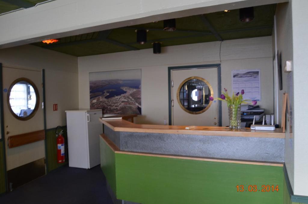 Mehamn Arctic Hotel Exterior foto