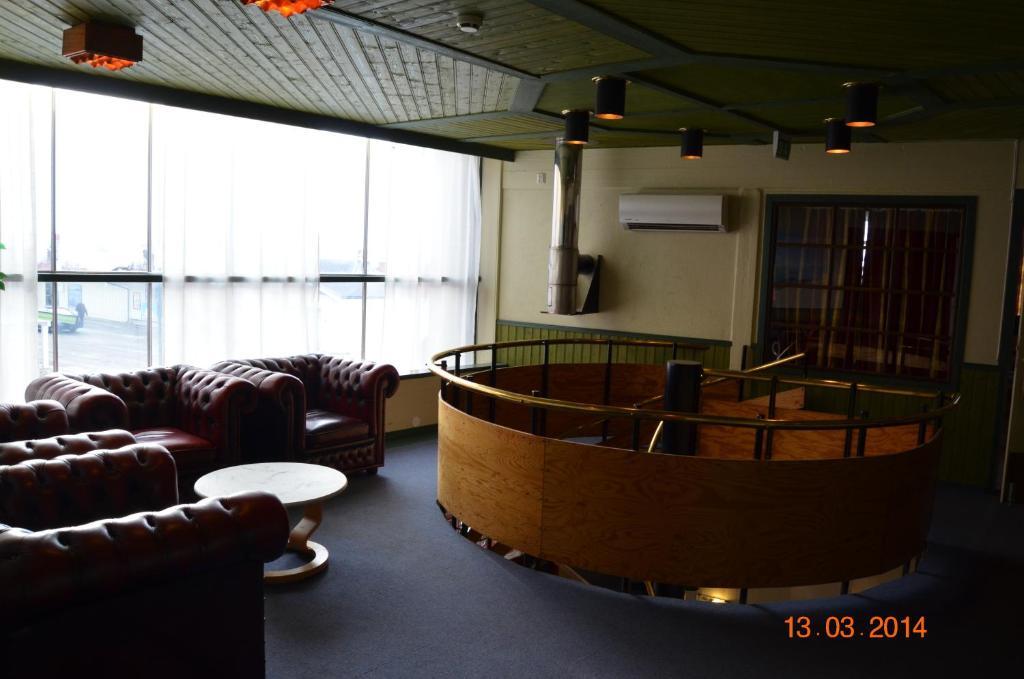 Mehamn Arctic Hotel Exterior foto